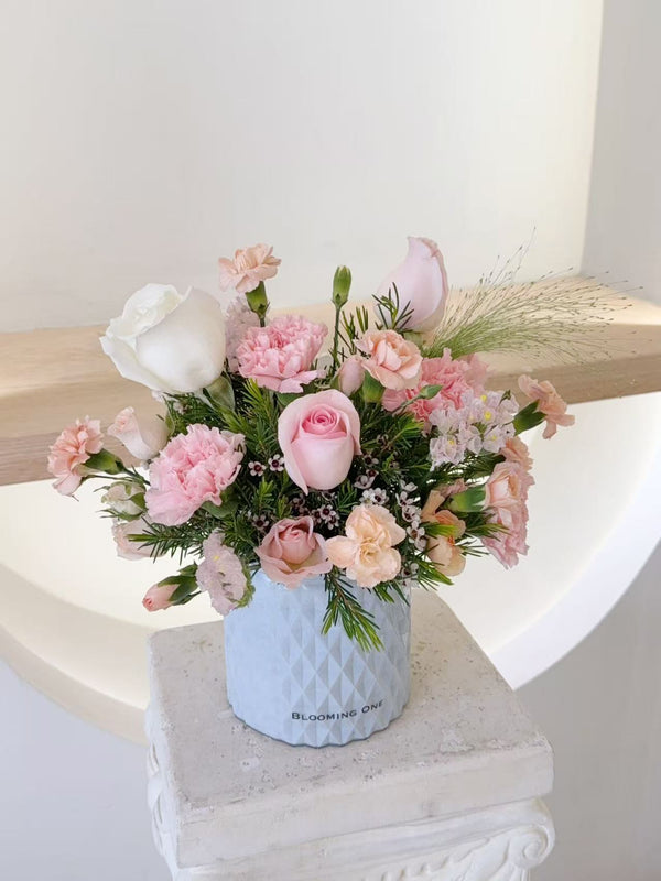 Blush Garden Bloom (WITH VASE)
