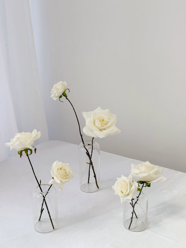 Faux Bud Vase Flower Arrangement (3 Pieces per Set) Classic Pure White Rental 花蕾绢花瓶 经典纯白