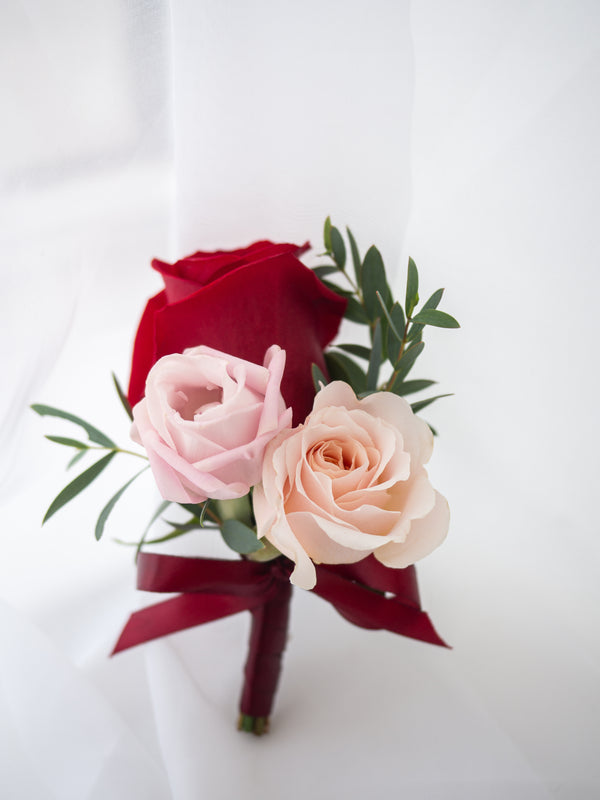 Love in Red - 中式红粉新娘手捧