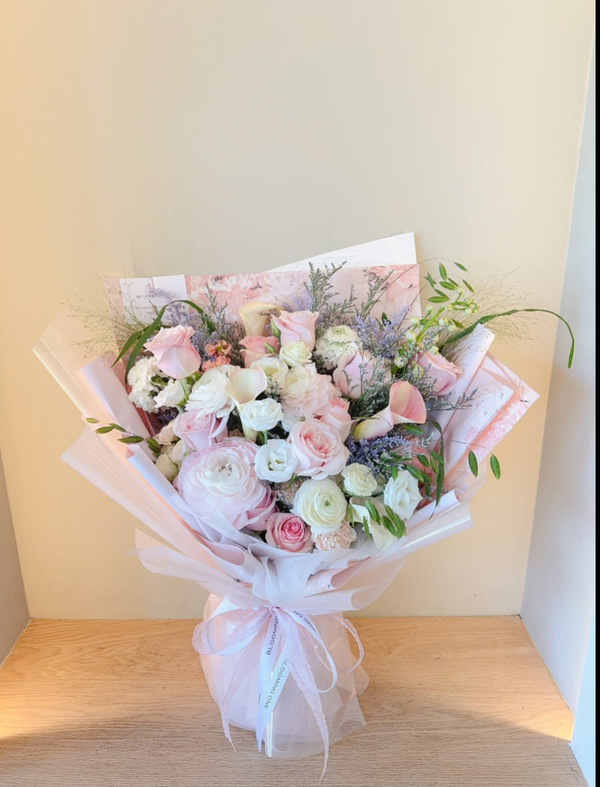 每周特价：设计师精选花束 - 花礼盲盒花束