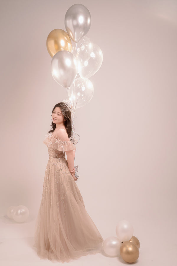 Minimal Luxe Birthday Photos – 极简奢感生日写真