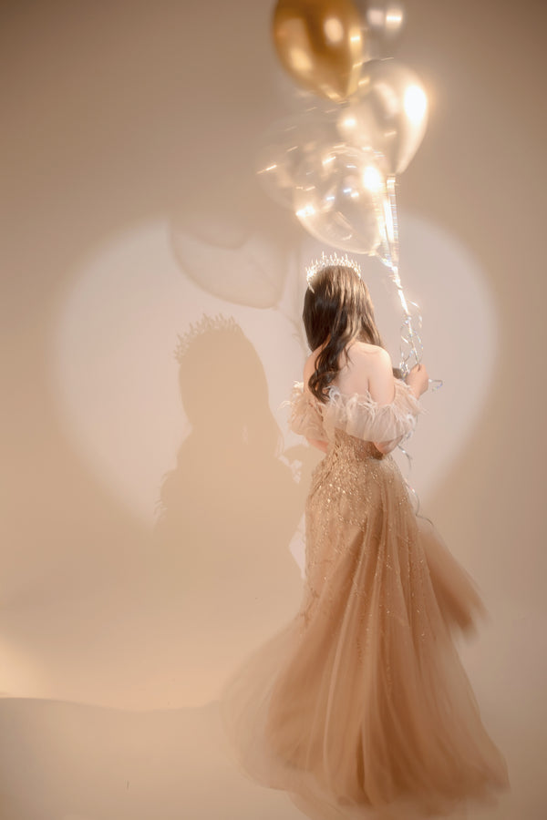 Minimal Luxe Birthday Photos – 极简奢感生日写真