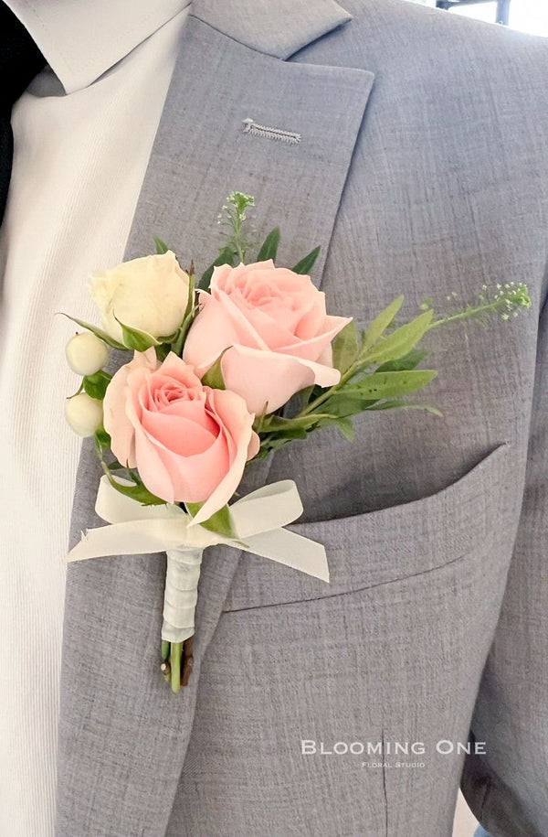 Boutonniere (groomsman, father ,brother ect) - 胸花（伴郎，父亲，兄弟...)