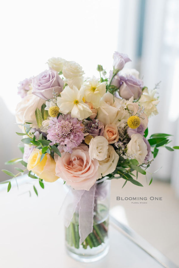 Bride's bouquet  Pastel Whimsy ---新娘手捧 柔彩 淡紫柔黄系列