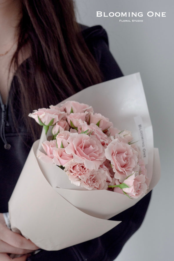 Spray Roses Bouquet - 心语绵绵