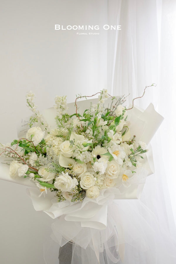 White & Green Mix Flower - 白绿花束