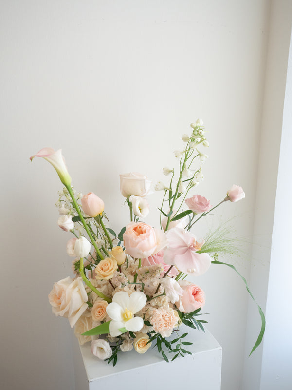 Centrepiece Blush Champagne 12 inches